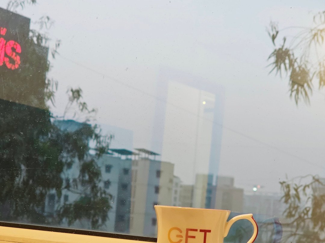 浦那瓦卡达金杰酒店主图