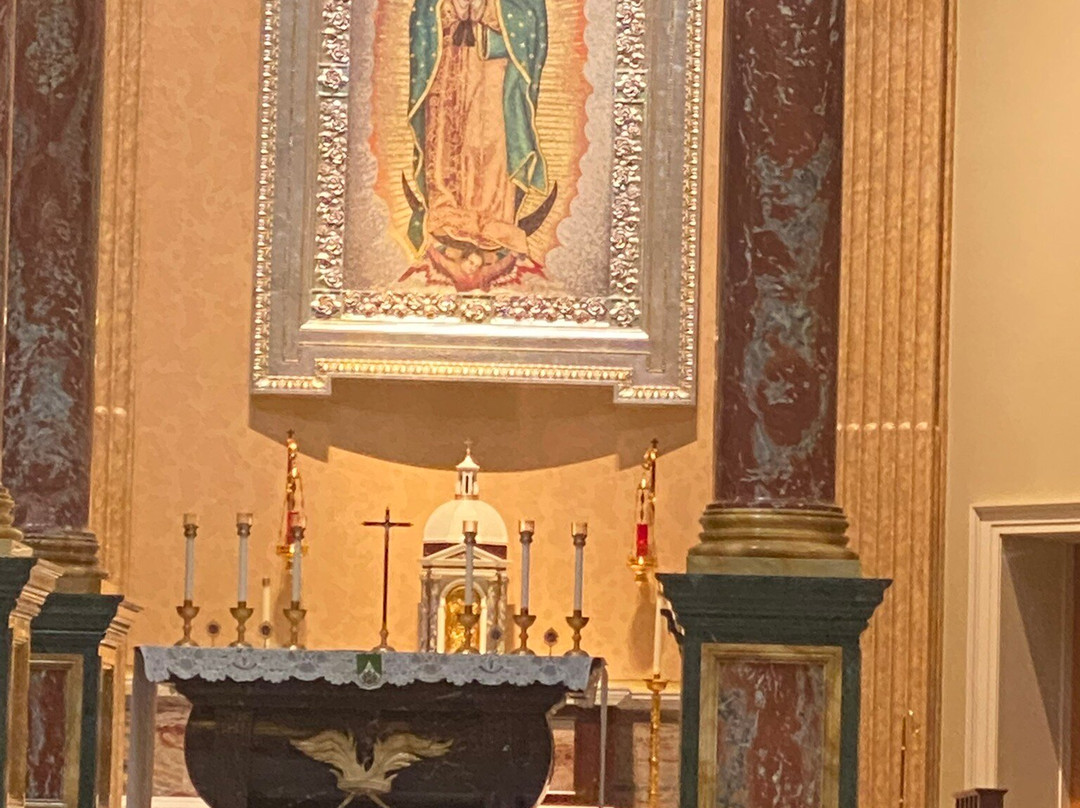 Shrine of Our Lady of Guadalupe-拉克罗斯必去景点