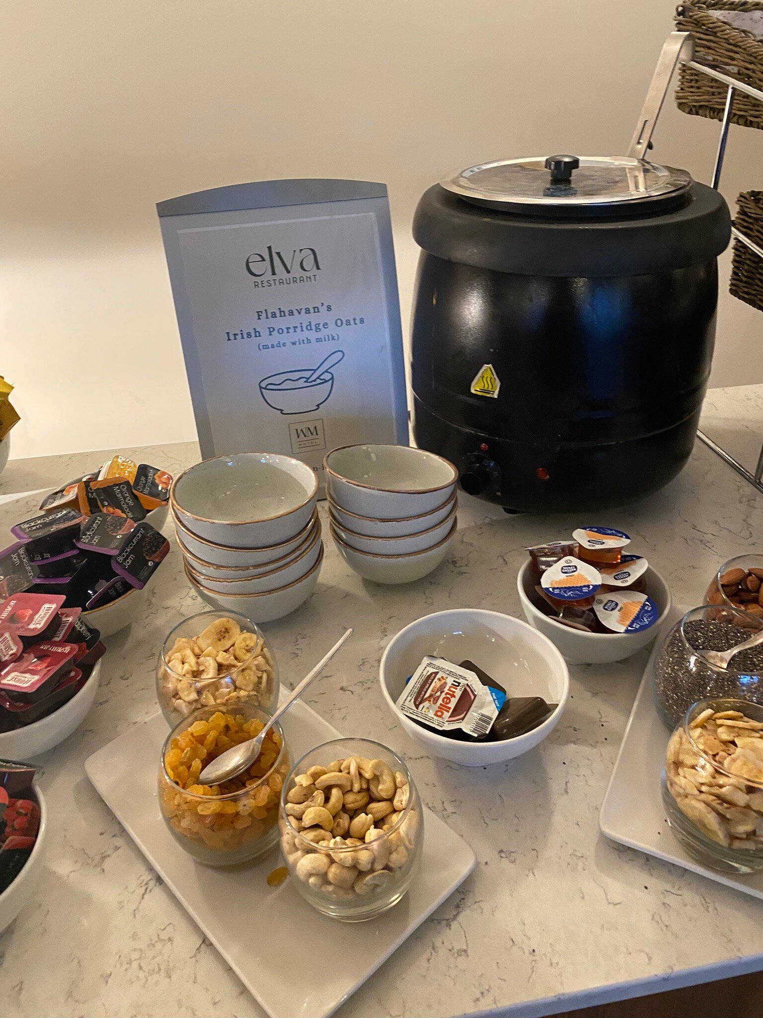 沃特福德码头酒店-官方