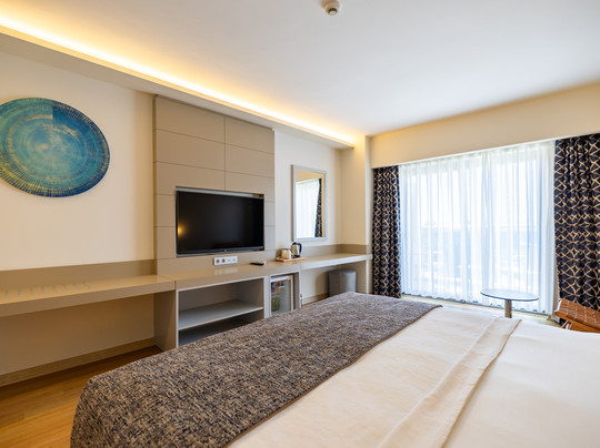 Azure By Yelken Hotel主图