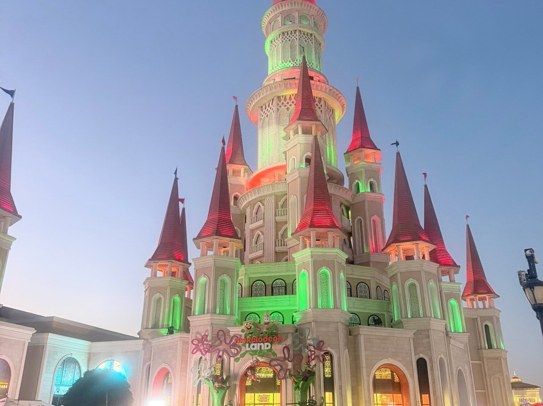 The Land of Legends Shopping Avenue-安塔利亚必去景点