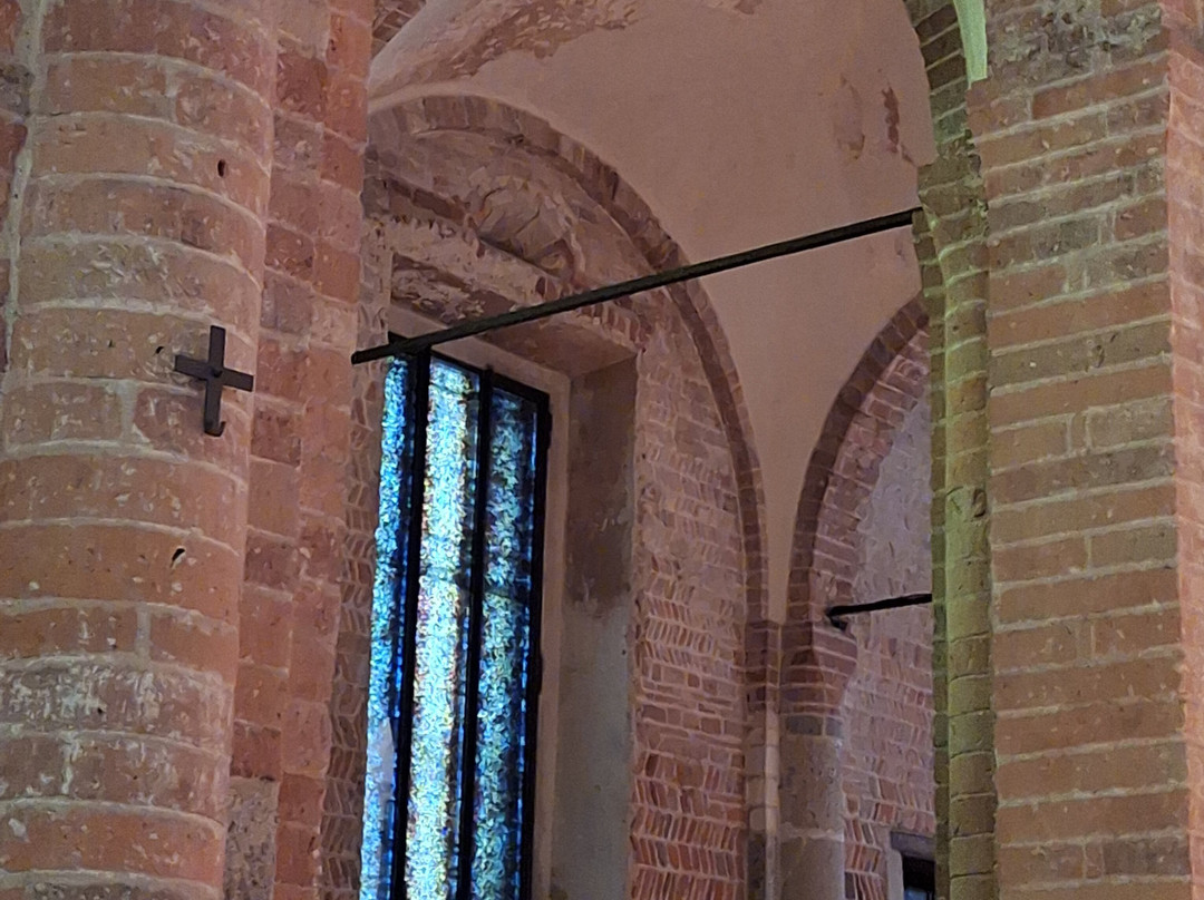 Basilica di Santa Maria in Calvenzano-Vizzolo Predabissi必去景点