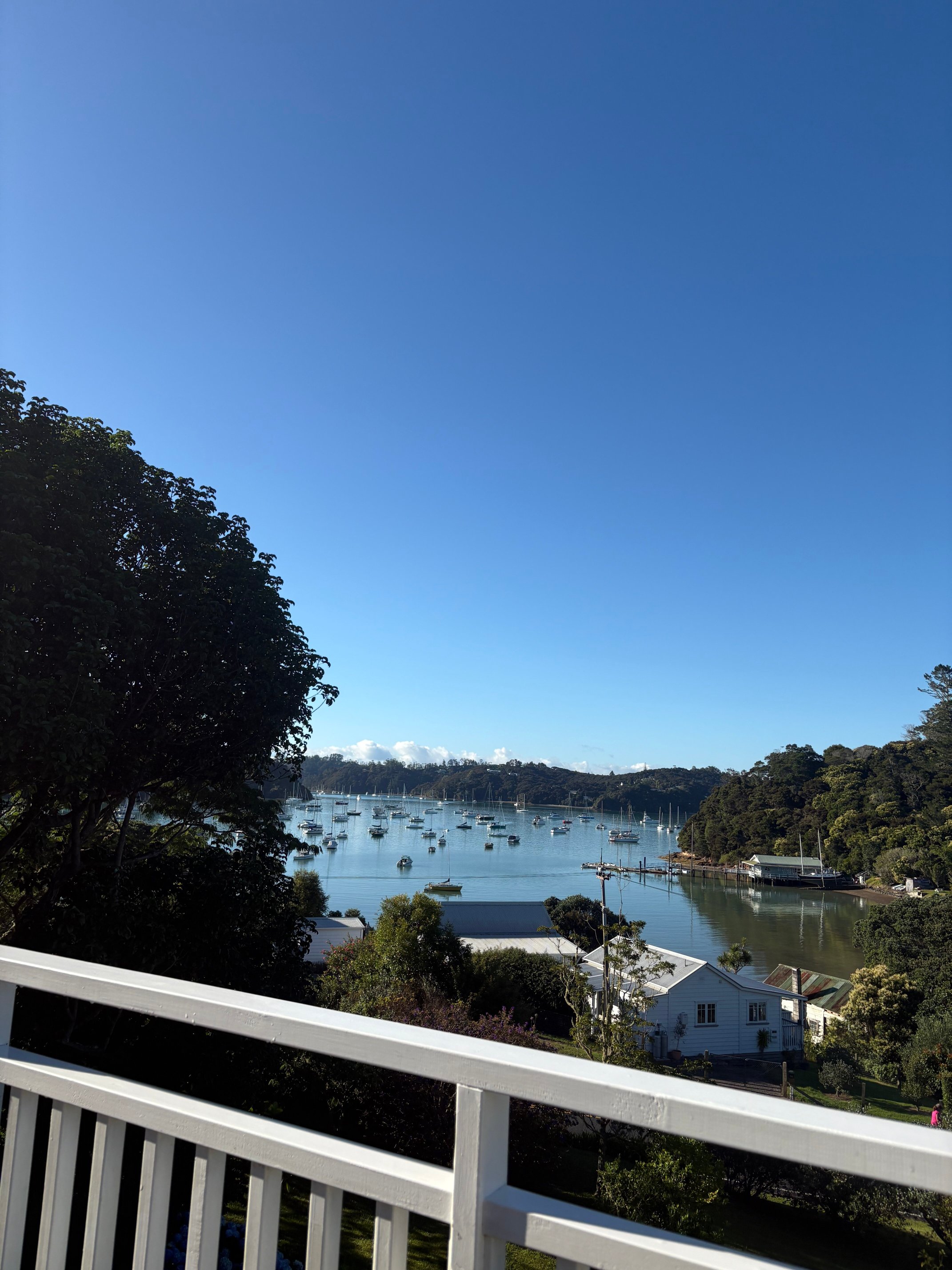 Arcadia Lodge Russell-浴室