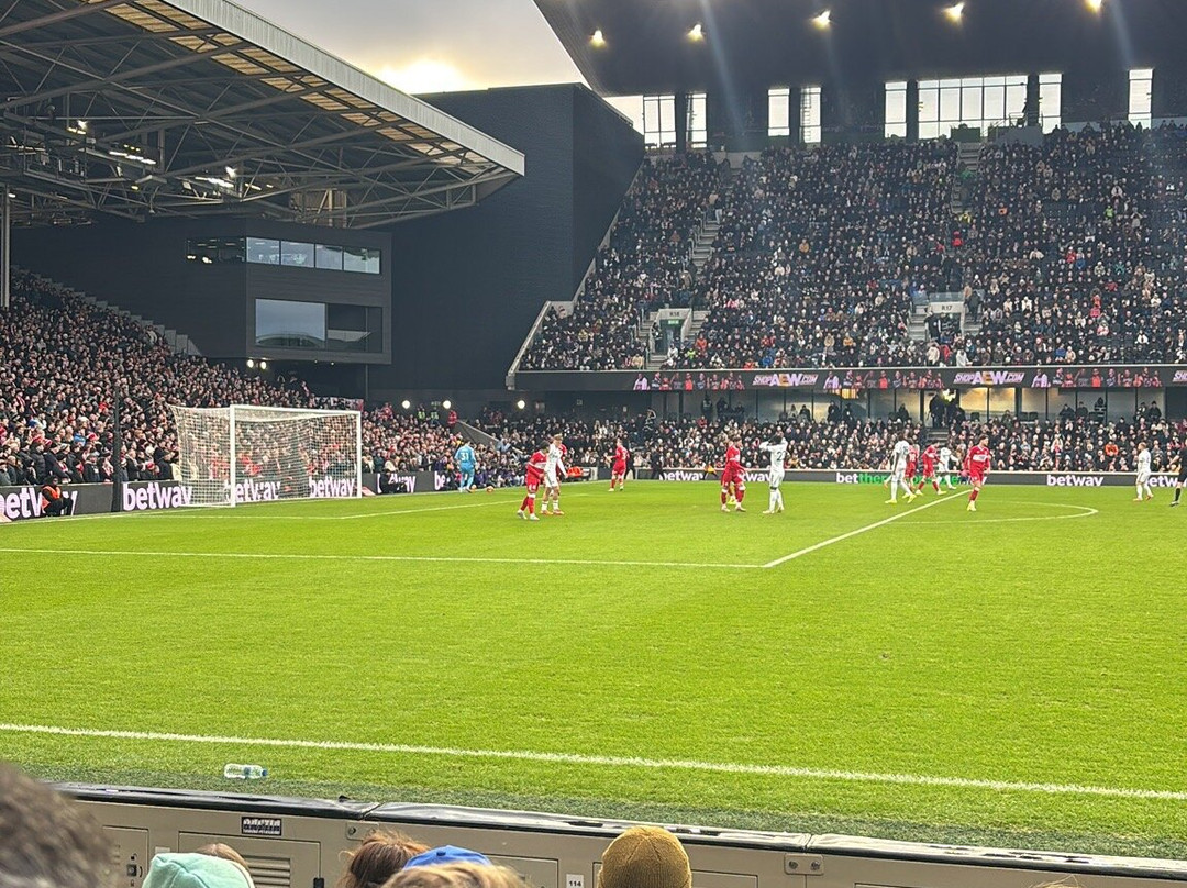 克拉文农场-伦敦必去景点