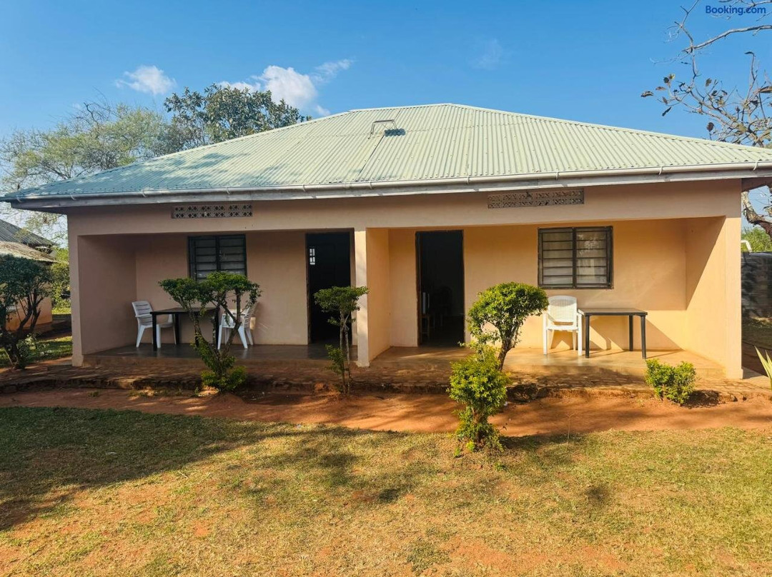 Neul Kafu River Lodge And Campsite