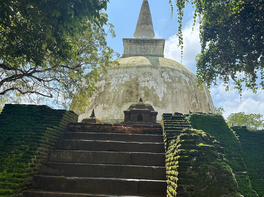 Rana's Travel Counter & Information Center-哈巴拉娜必去景点