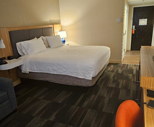 Hampton Inn Dumfries主图