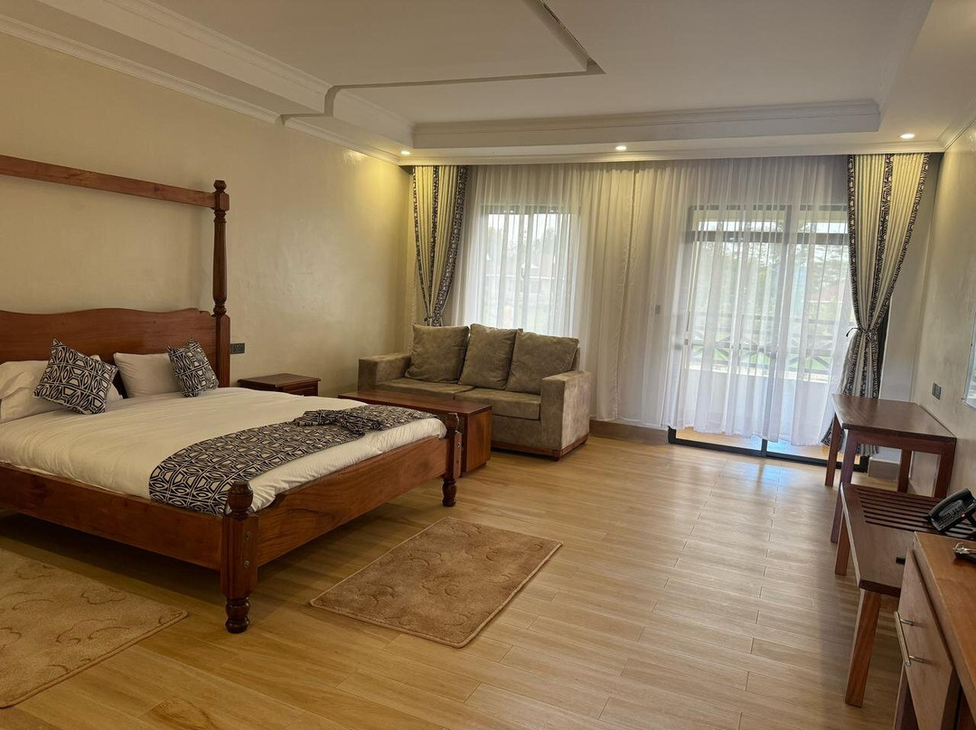 Naivasha Crescent Lodge