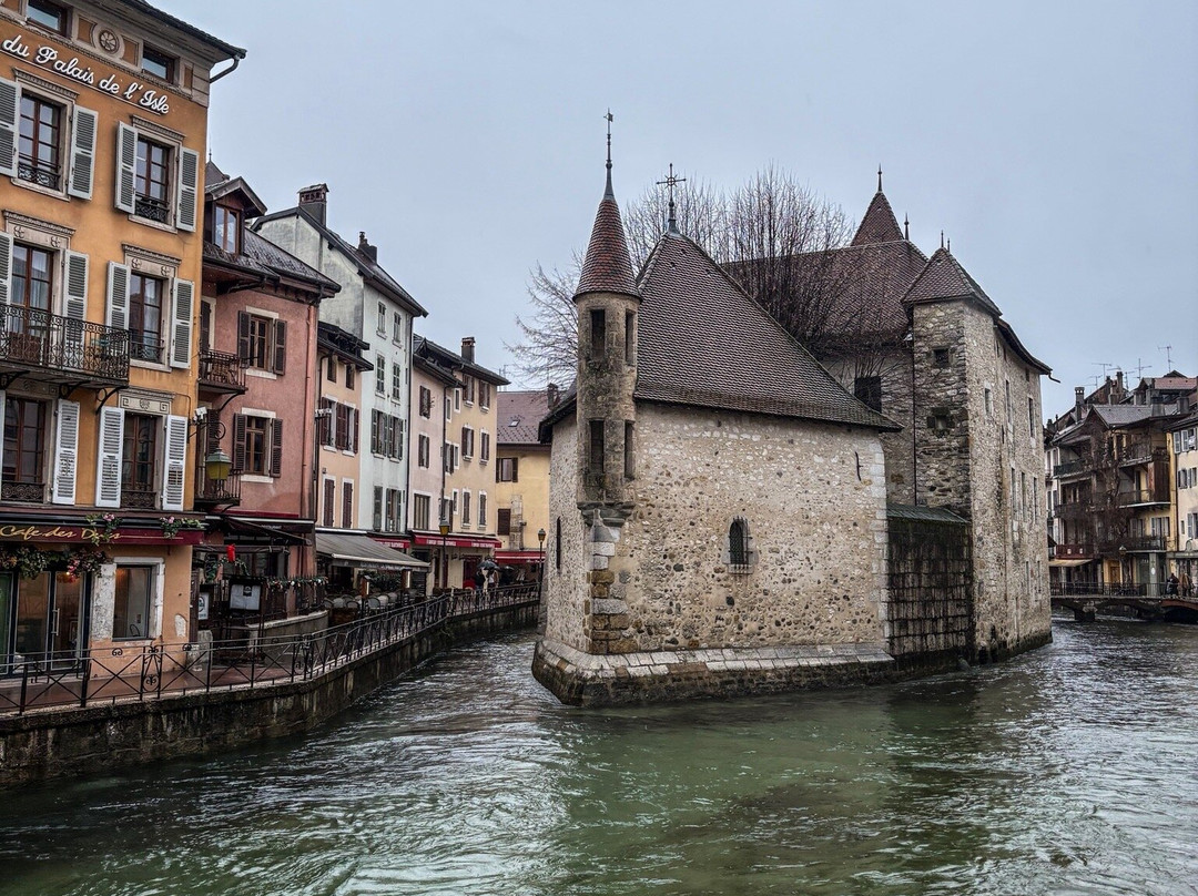 小岛宫-安纳西必去景点