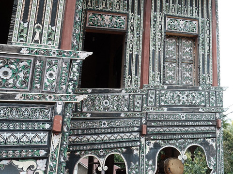 Lite 'N' Easy Tour-武吉丁宜必去景点