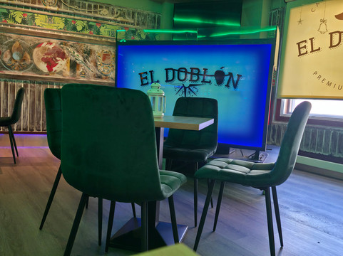 Doblon Premium-Adra必去景点