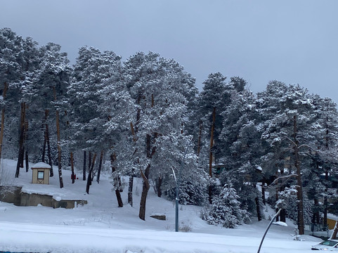 萨勒卡默什雪花山酒店主图