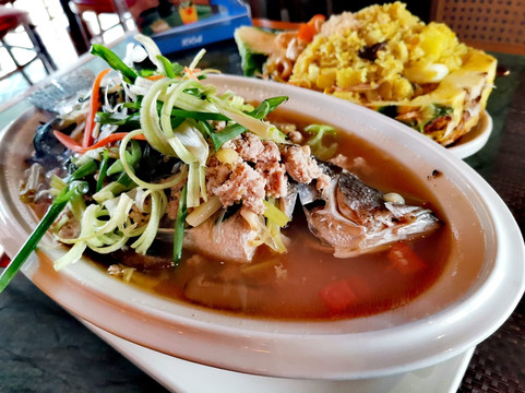 Ruen Thai & Vietnamese