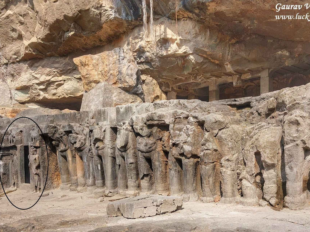 Pithalkhora Caves-奥兰卡巴必去景点