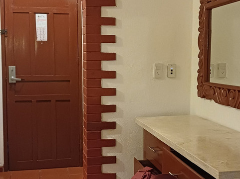 意可特金塔雷佳酒店主图