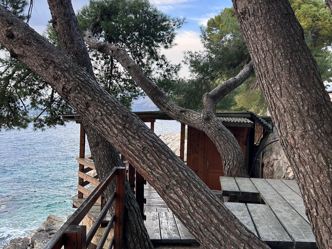 Beach Kamem Mali-察夫塔特必去景点