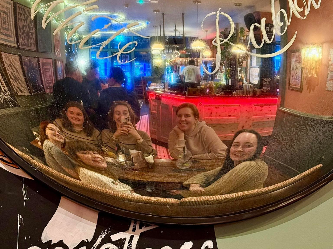 The White Rabbit-布莱顿必去景点