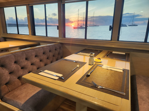 Cruise In Galapagos-阿约拉港必去景点