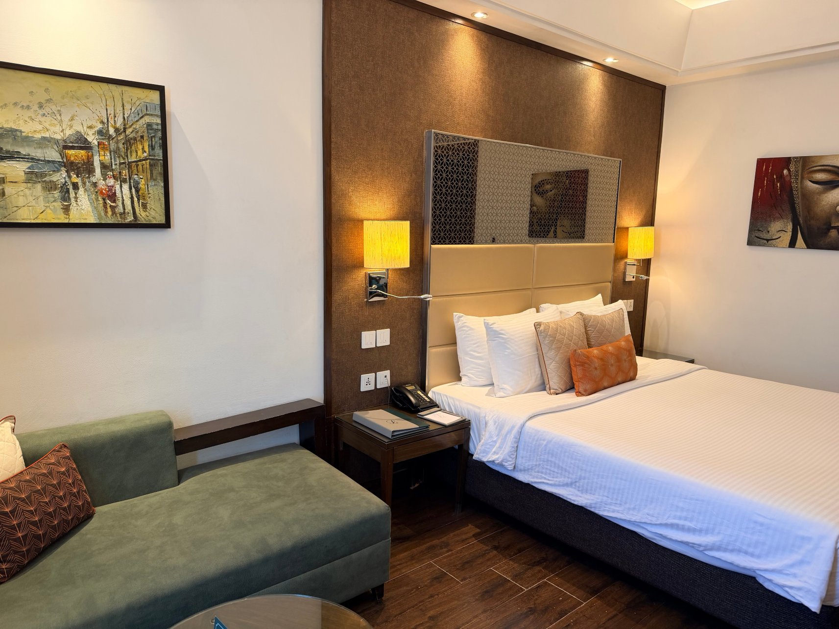 地标塔楼酒店-官方