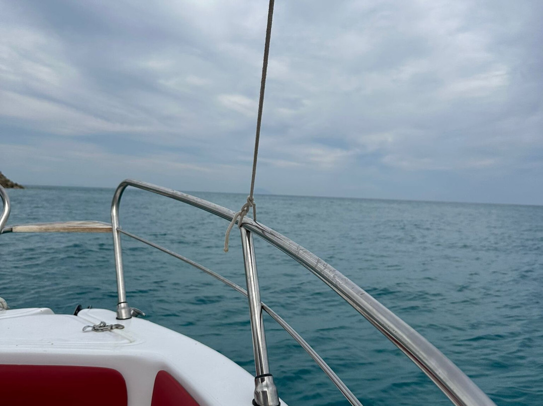 Noleggio Nautico Shark Bay-Parghelia必去景点