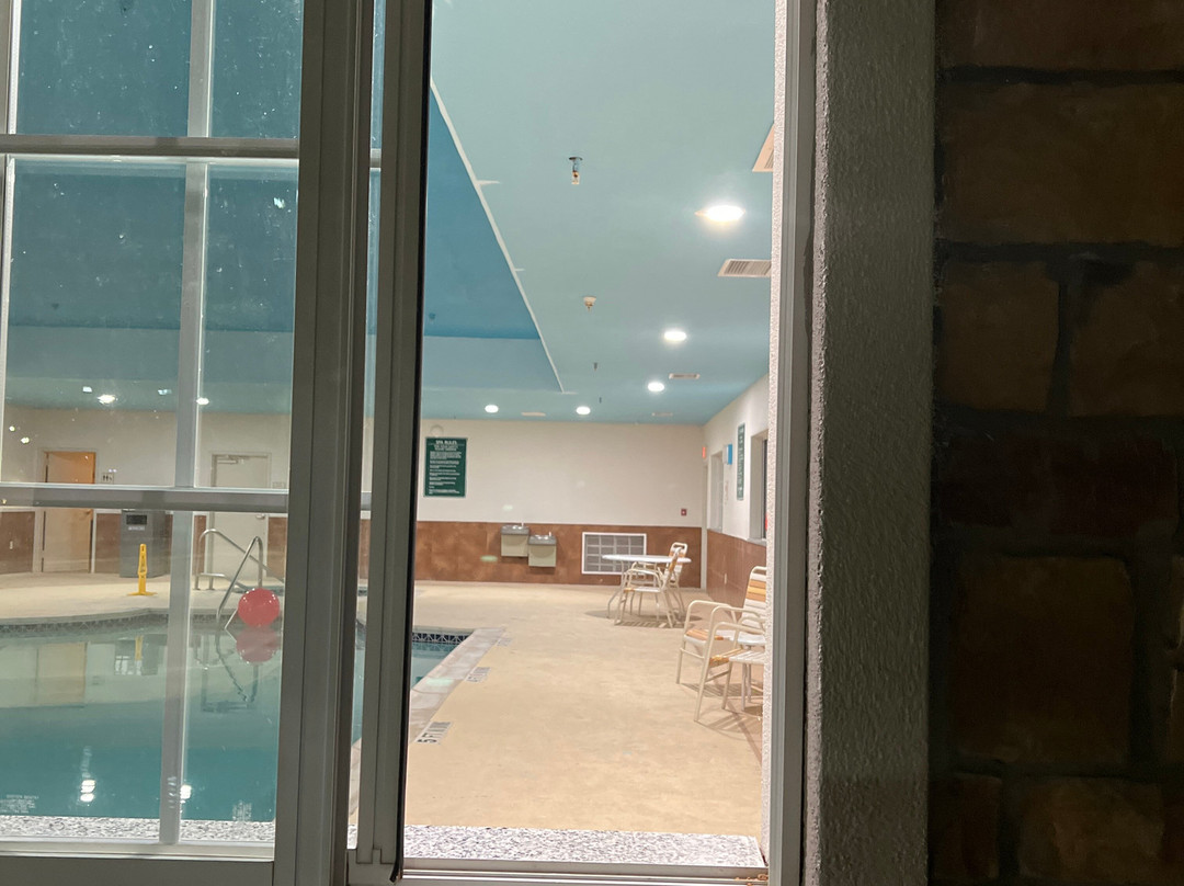 弗洛里斯维尔拉昆塔温德姆套房酒店主图