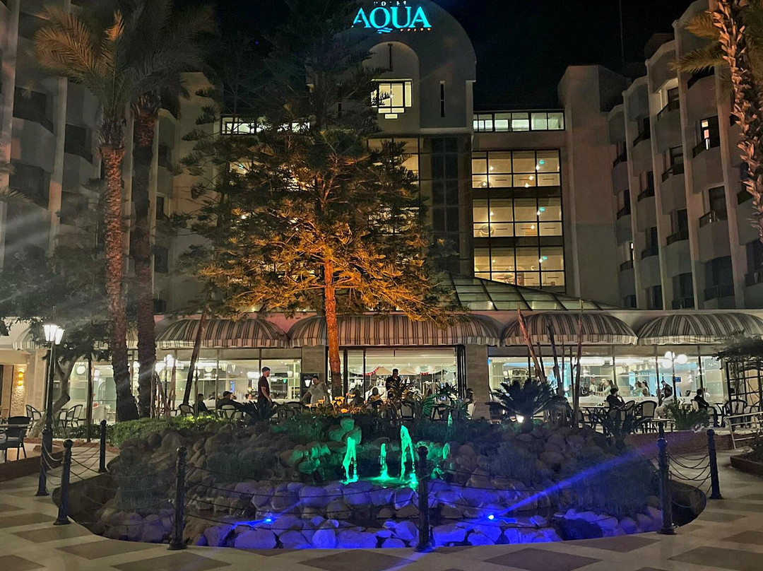 水之酒店主图