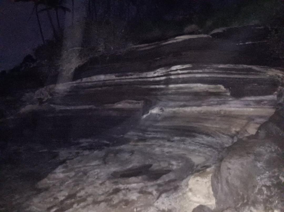 Spitting Cave of Portlock-火奴鲁鲁必去景点