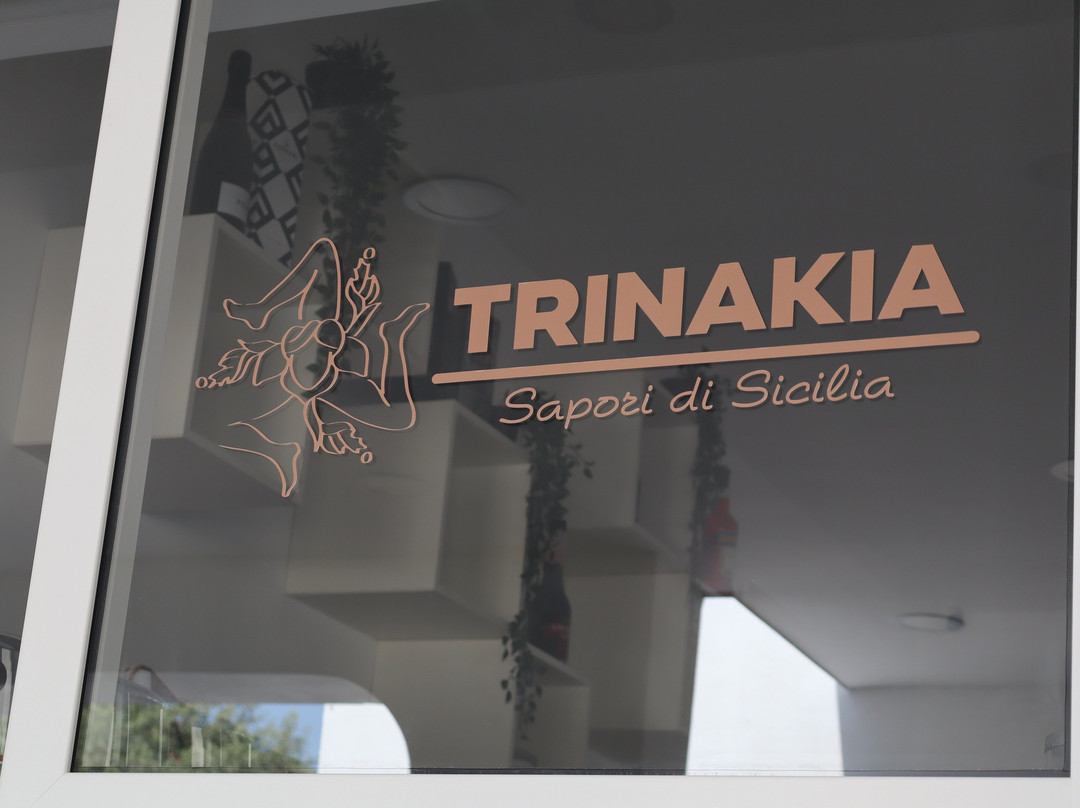 Trinakia Food