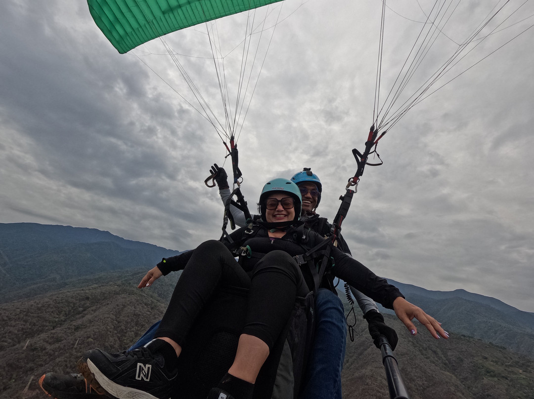 Vive Parapente-加拉加斯必去景点