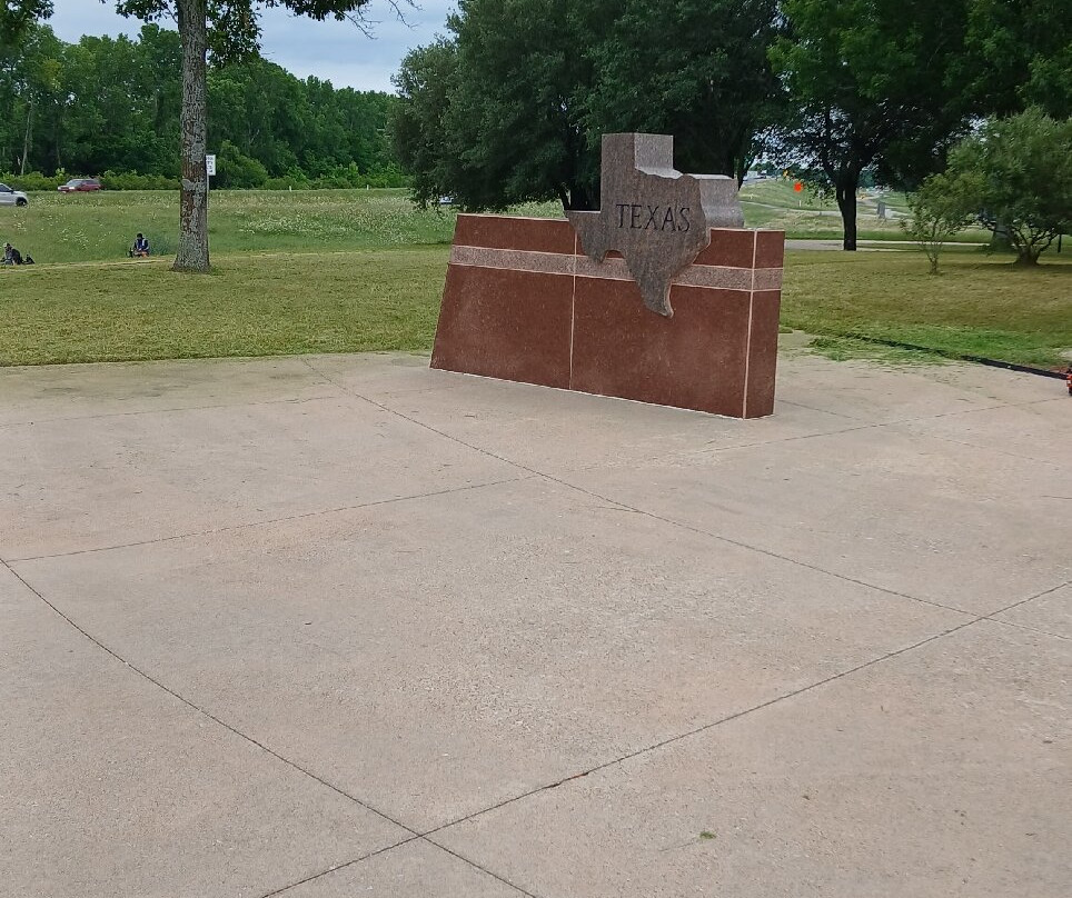 Discover Denton Welcome Center-登顿必去景点