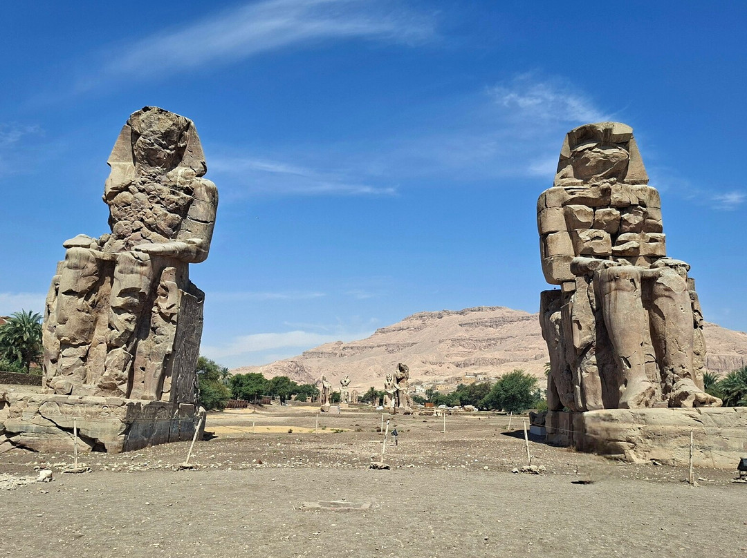Colossi of Memnon-卢克索必去景点