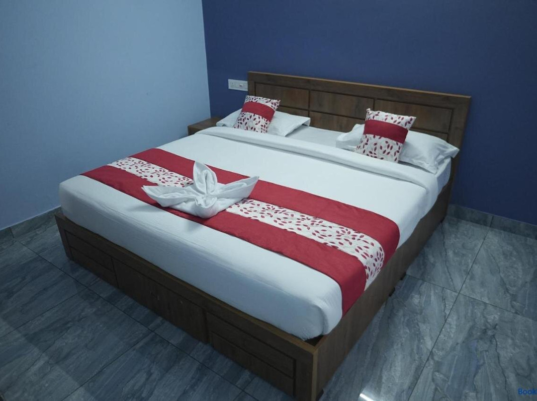 Hamai Grand Home Stay Rooms