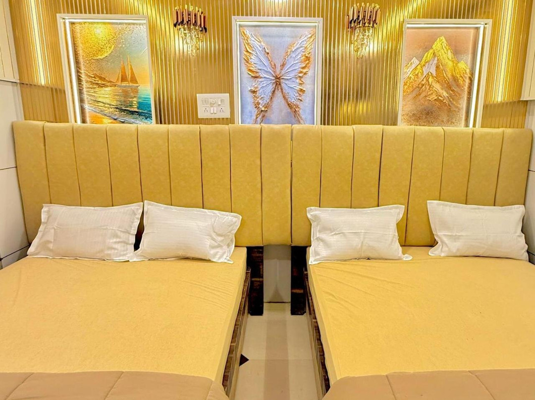 Hotel Rajmahel