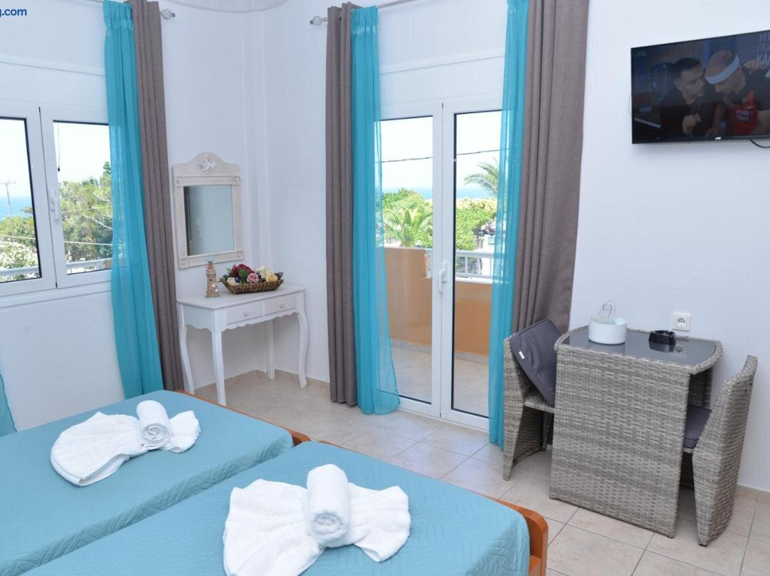 Sunny Rooms