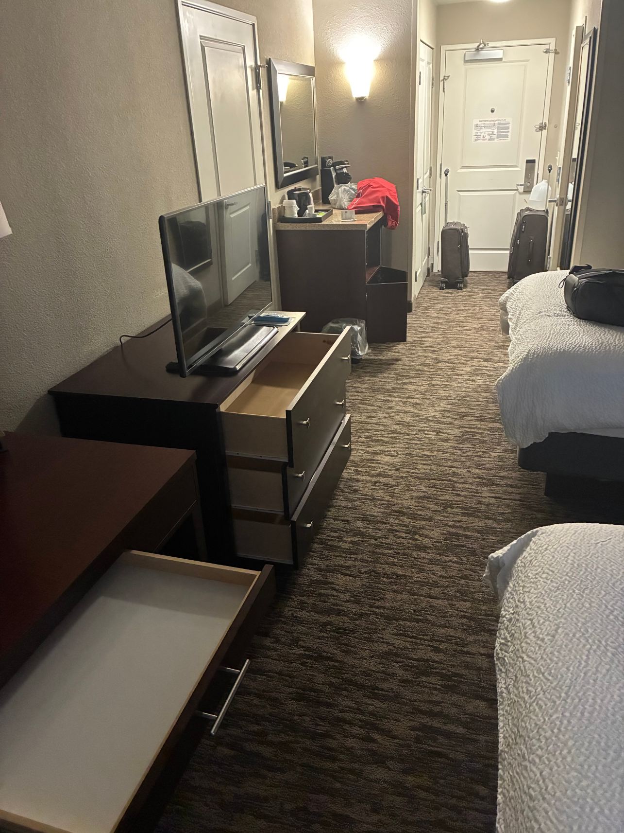 Holiday Inn & Suites 格林贝球场-客卧