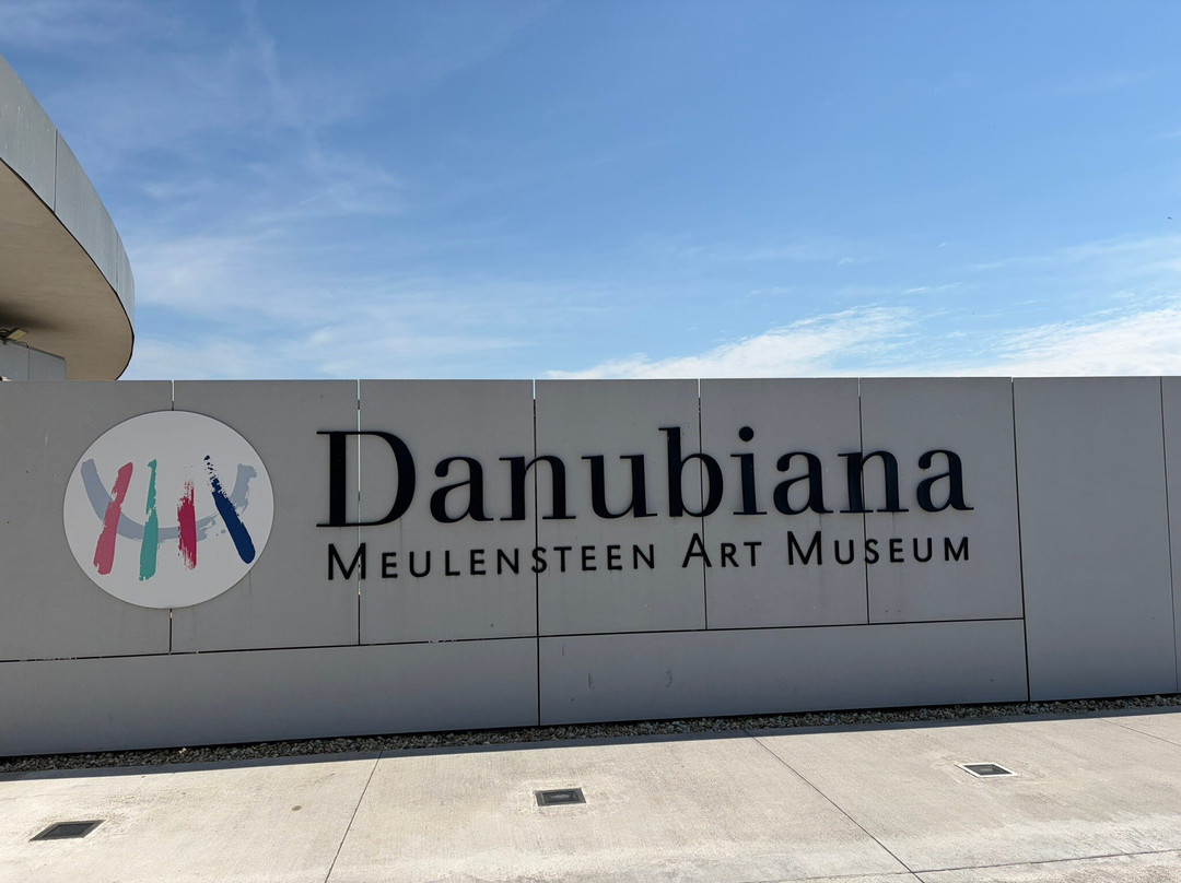 Danubiana Meulensteen Art Museum-布拉迪斯拉发必去景点