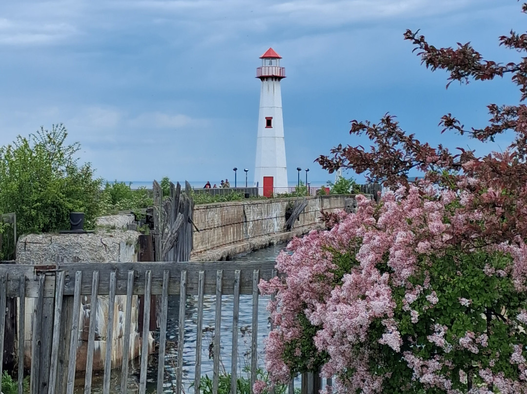 Wawatam Lighthouse-圣伊尼亚斯必去景点
