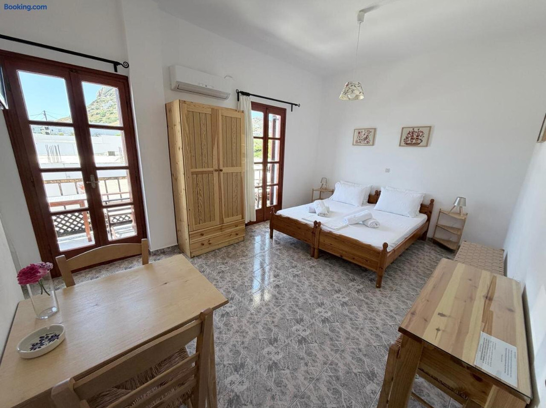 Pagonis Studios Skyros