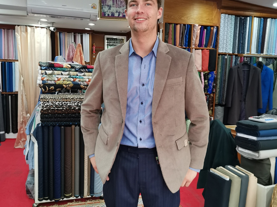 Mr. MOSS Ladies and Gents Custom Tailor-马叻必去景点