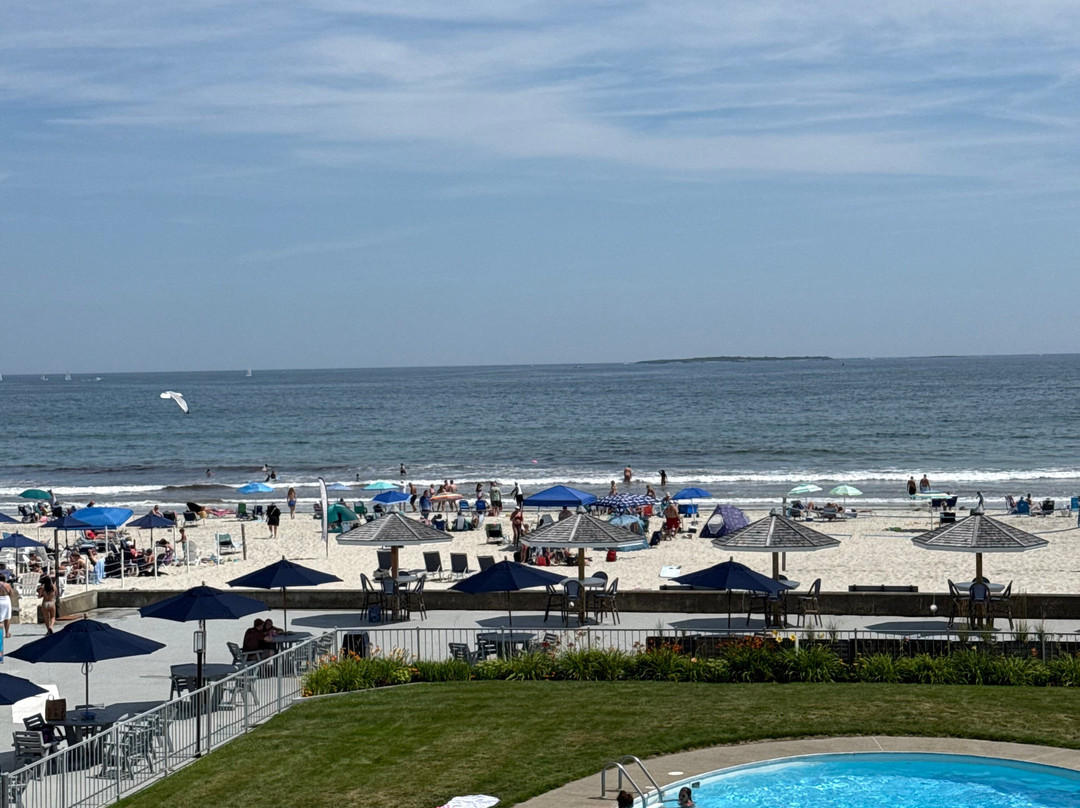 Royal Anchor Beach Resort主图