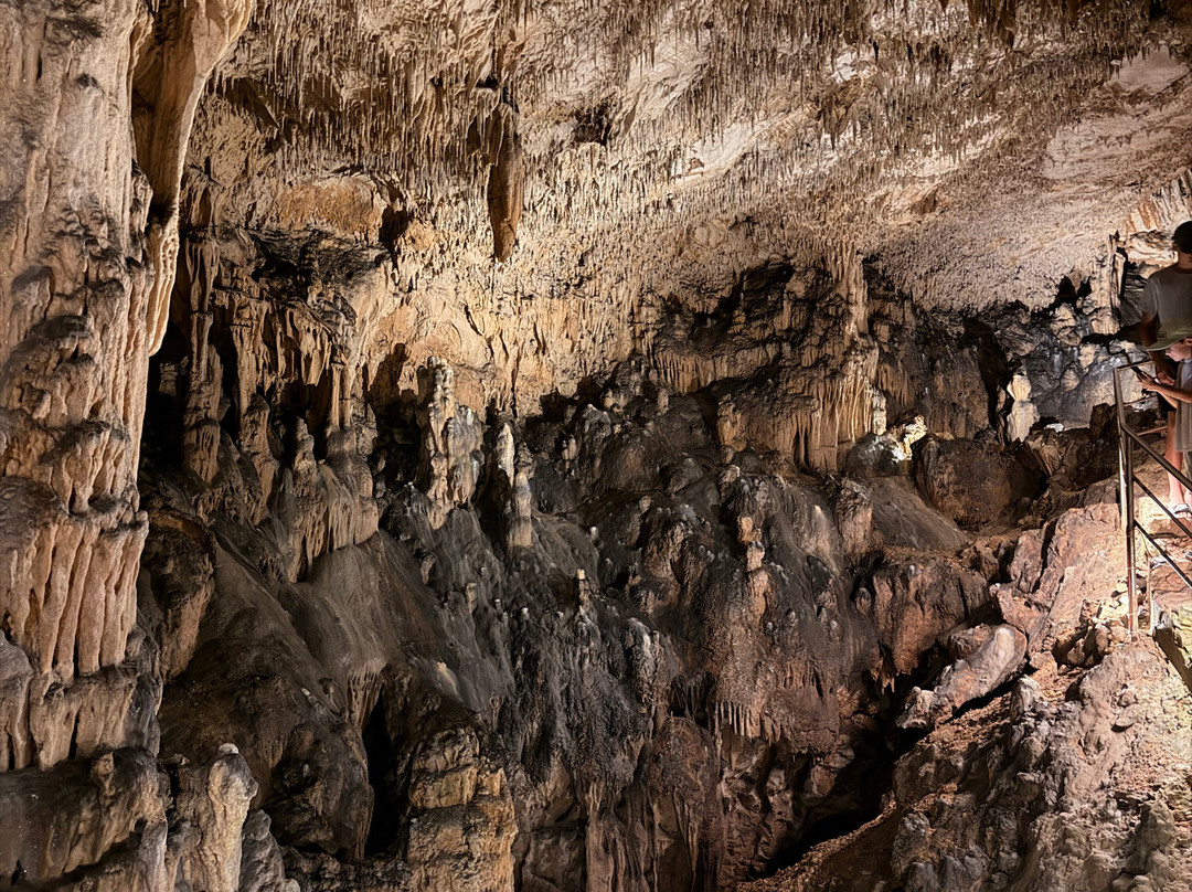Biserujka Cave-克尔克岛必去景点