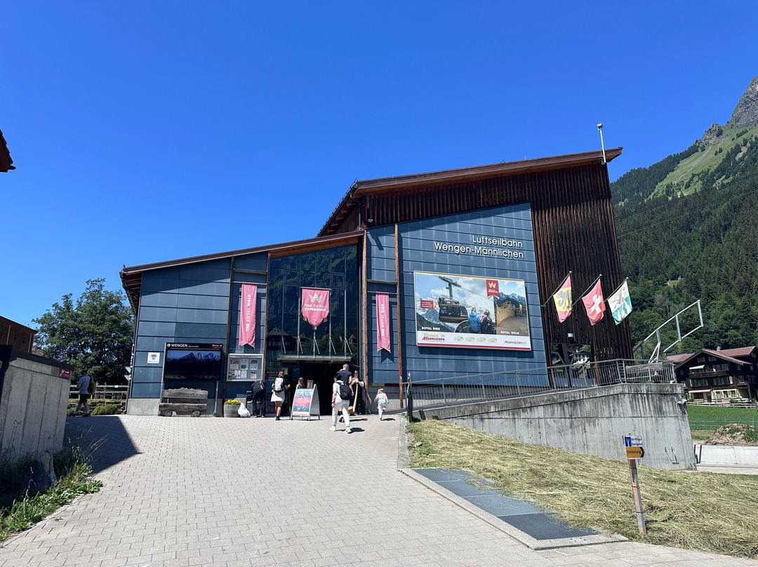 Luftseilbahn Wengen-Männlichen-翁根必去景点