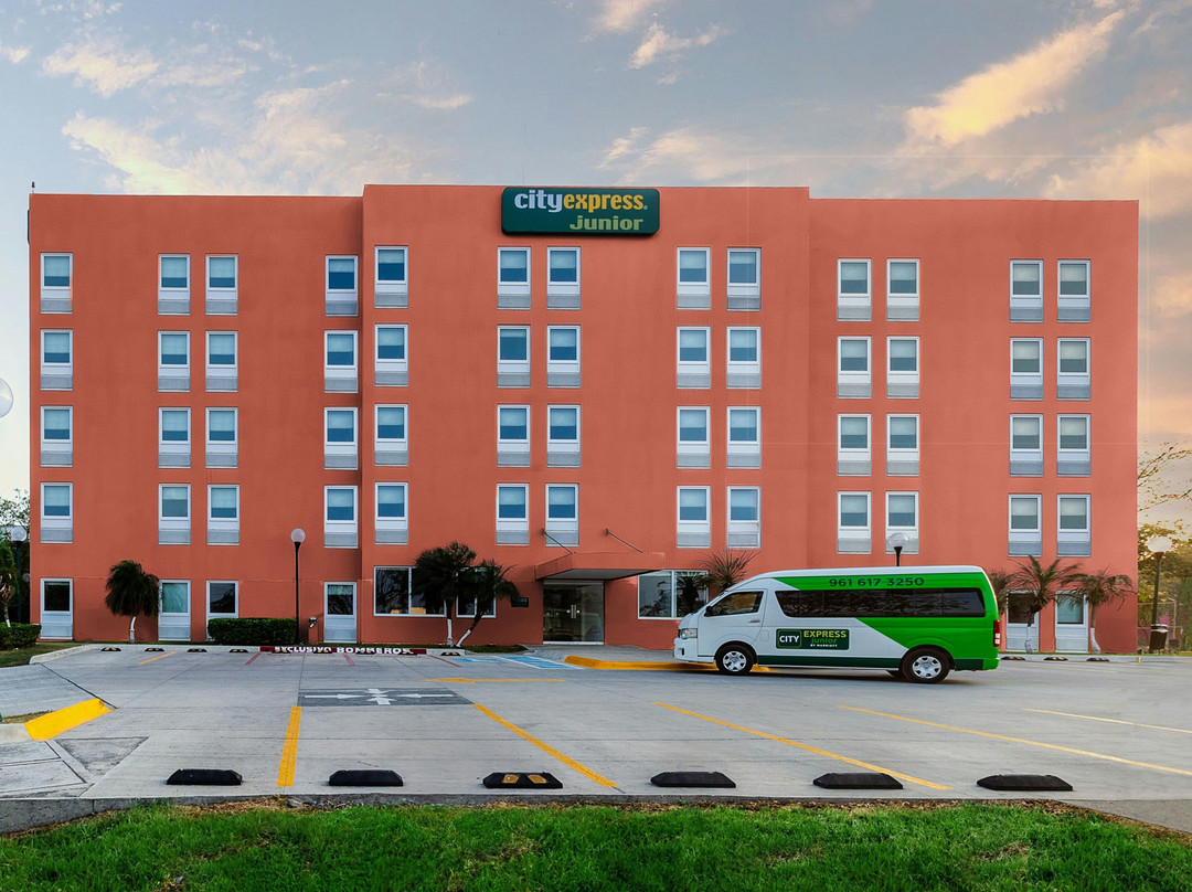 Ixtapa酒店住宿-City Express Junior Tuxtla Gutierrez Poliforum