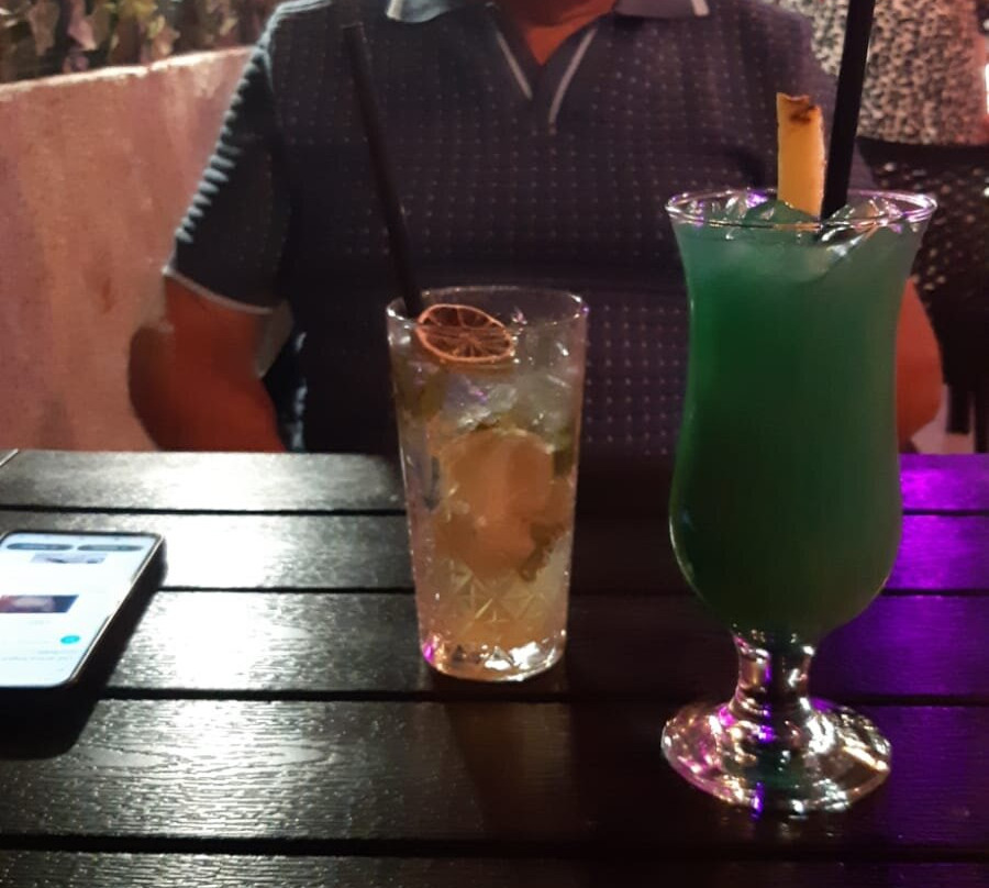 Beach Bar Lungomare-波兹塔纳必去景点