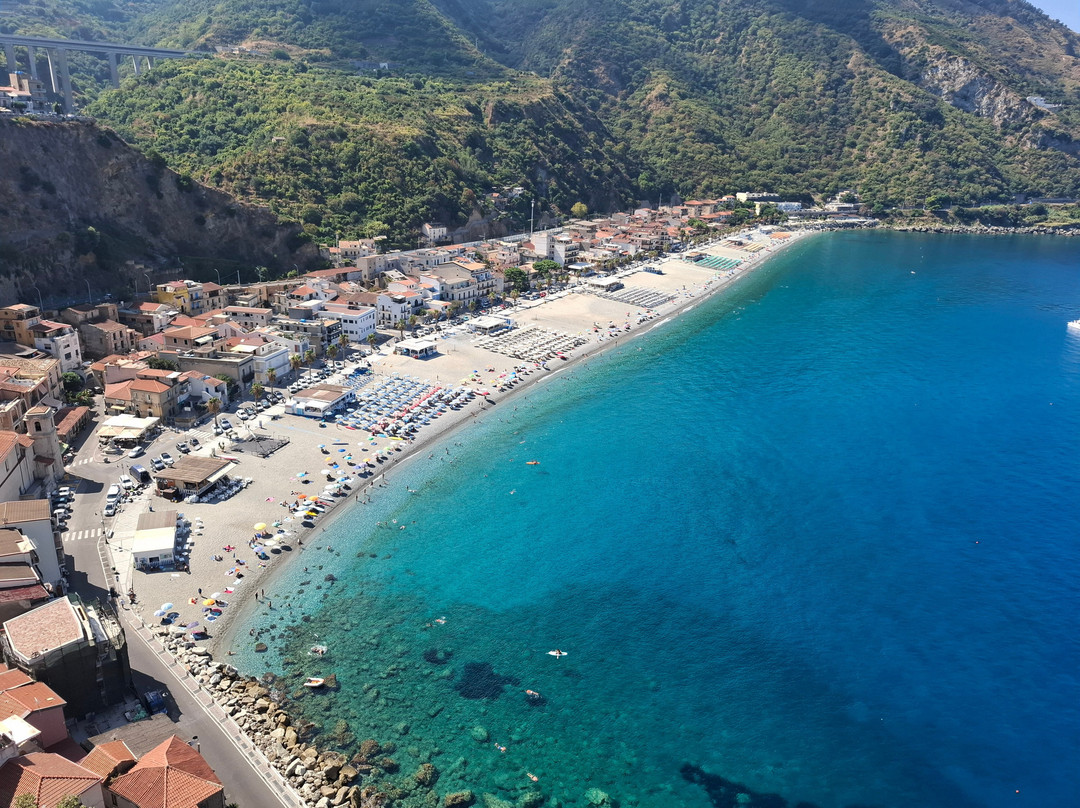 Spiaggia Di Scilla-希拉必去景点