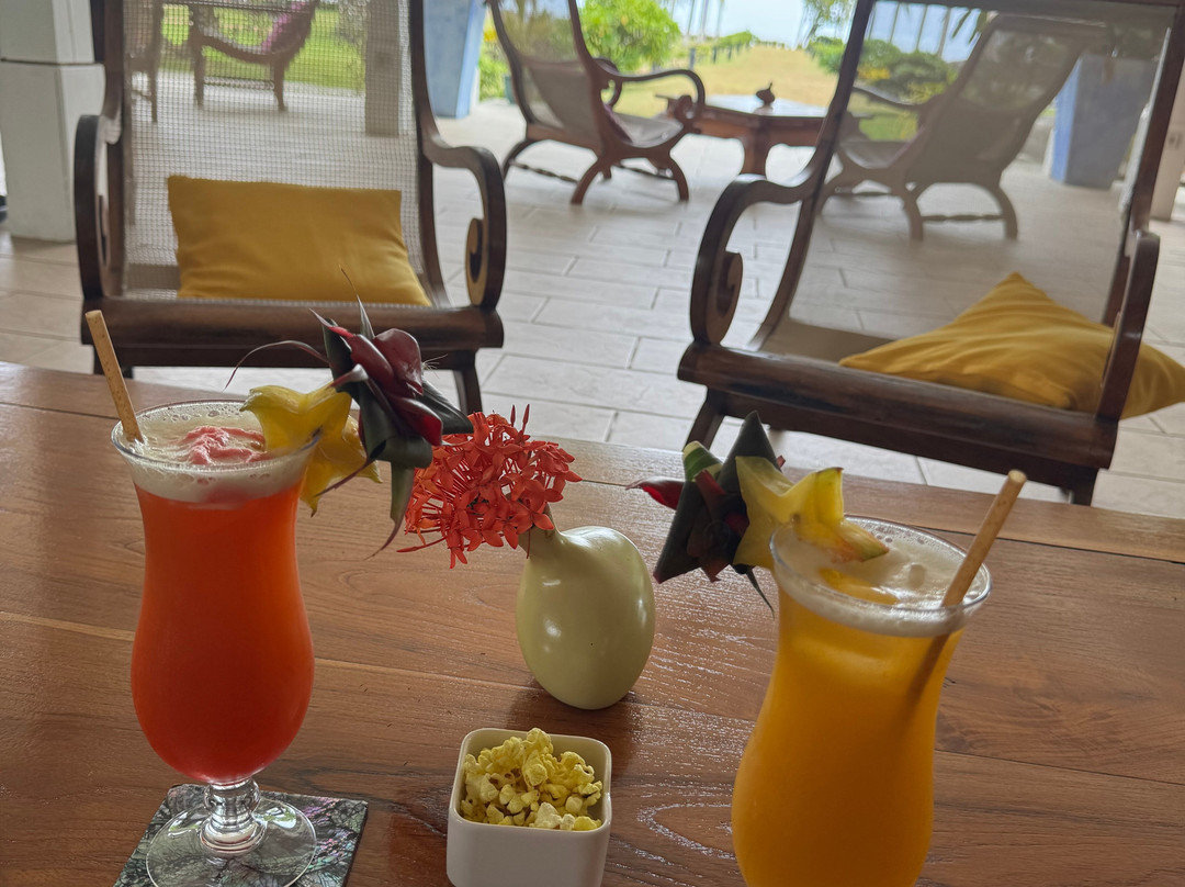 赖阿特亚旅馆酒店主图