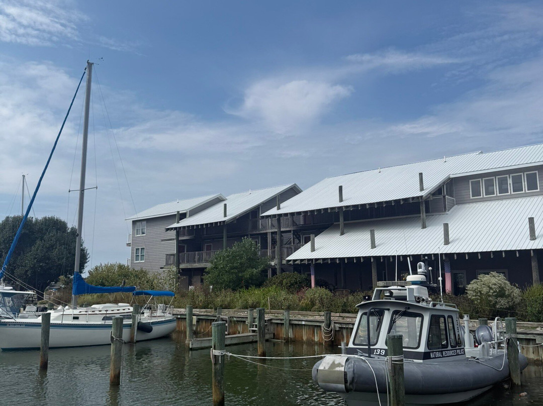 纳普斯海峡滨海酒店主图