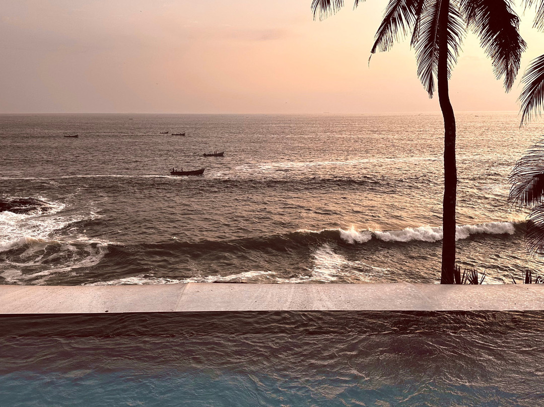 Rockholm at the Light House Beach主图