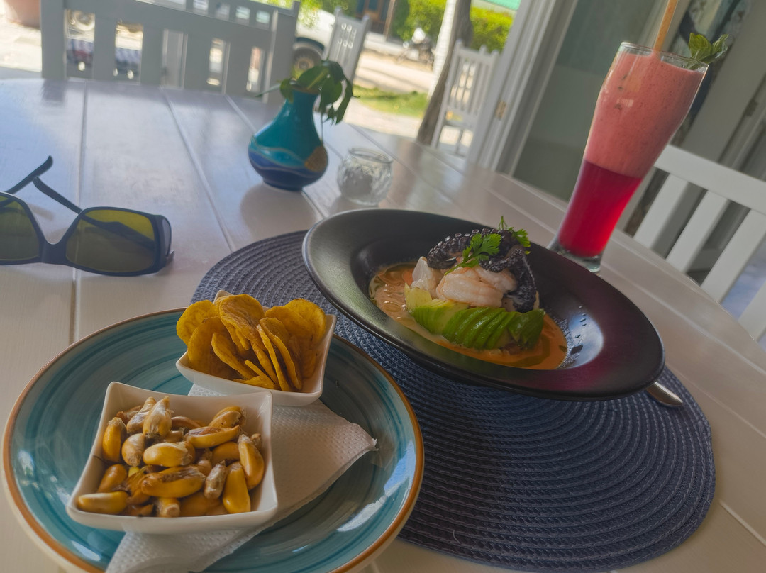 Mangrove Restaurant Isabela Galápagos