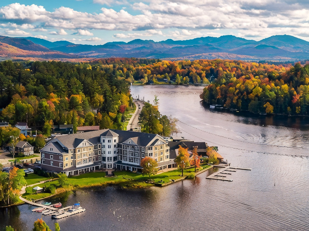 Saranac Lake酒店住宿-Voco Saranac Lake Ny - Waterfront By Ihg